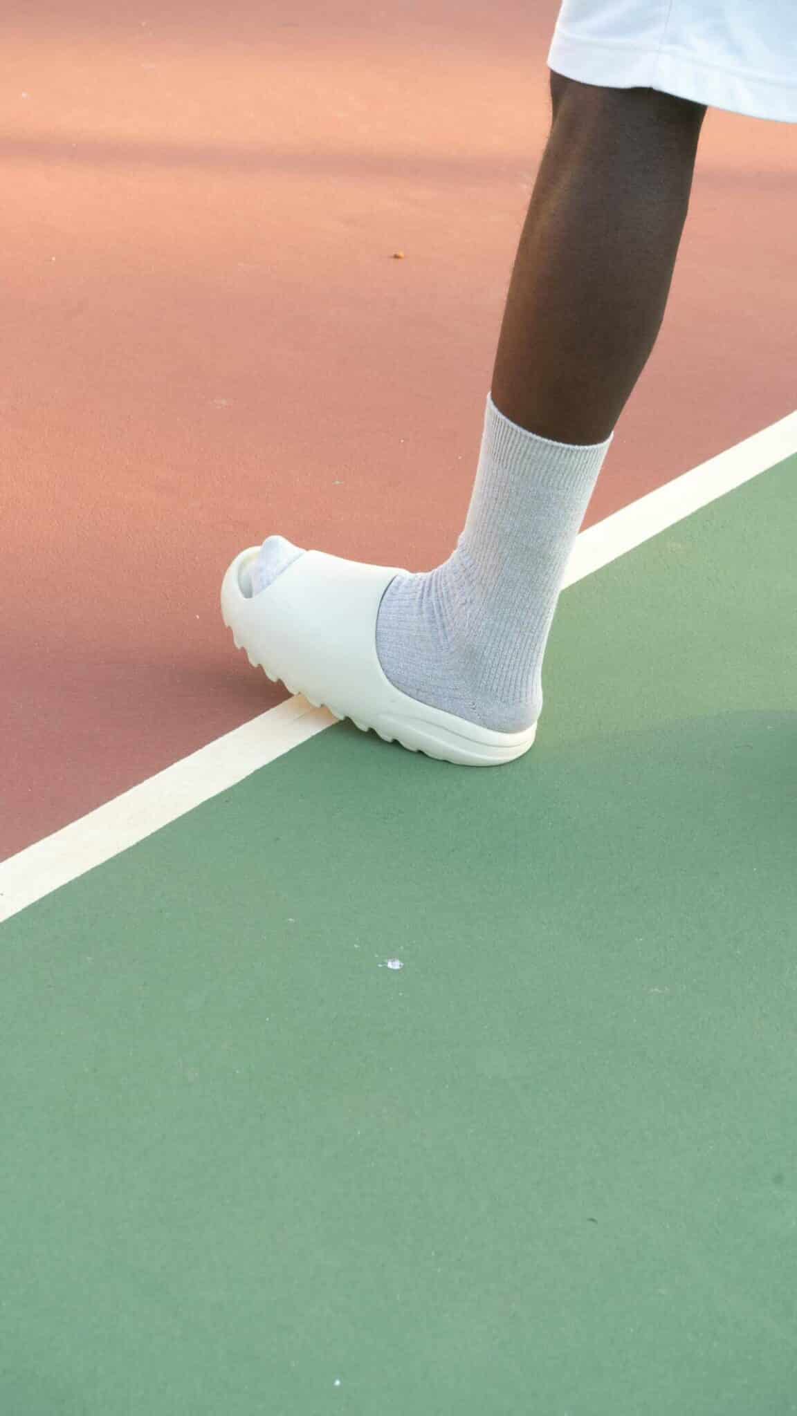 footlocker yeezy slides